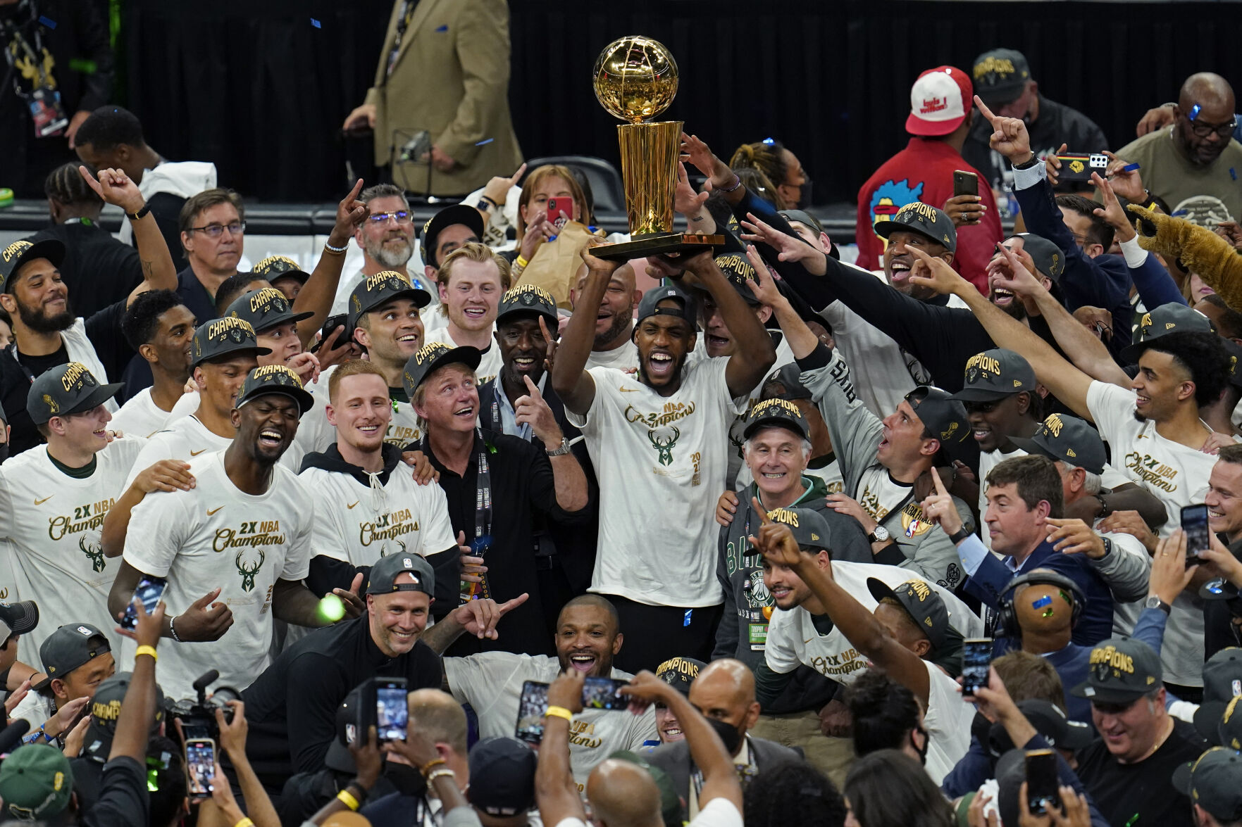 APTOPIX NBA Finals Suns Bucks Basketball